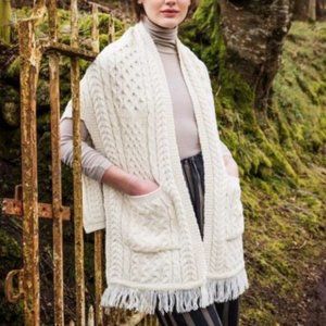 Aran Crafts Cream/Ivory Cable Knit Merino Wool Wrap/Shawl Made in Ireland OS
